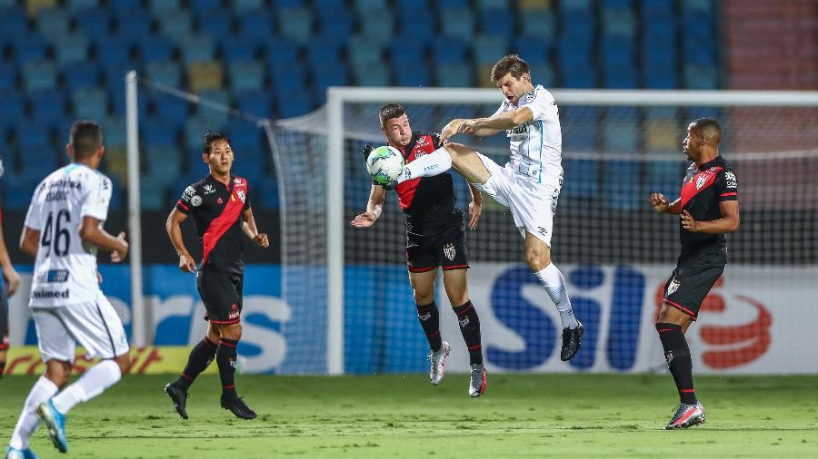Kannemann está fora da partida contra o Guarani do Paraguai pela Libertadores - Lucas Uebel/Grêmio FBPA
