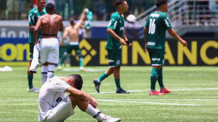 Jogador do Santos lamenta vitória do Palmeiras na final da Copinha - Marcello Zambrana/AGIF