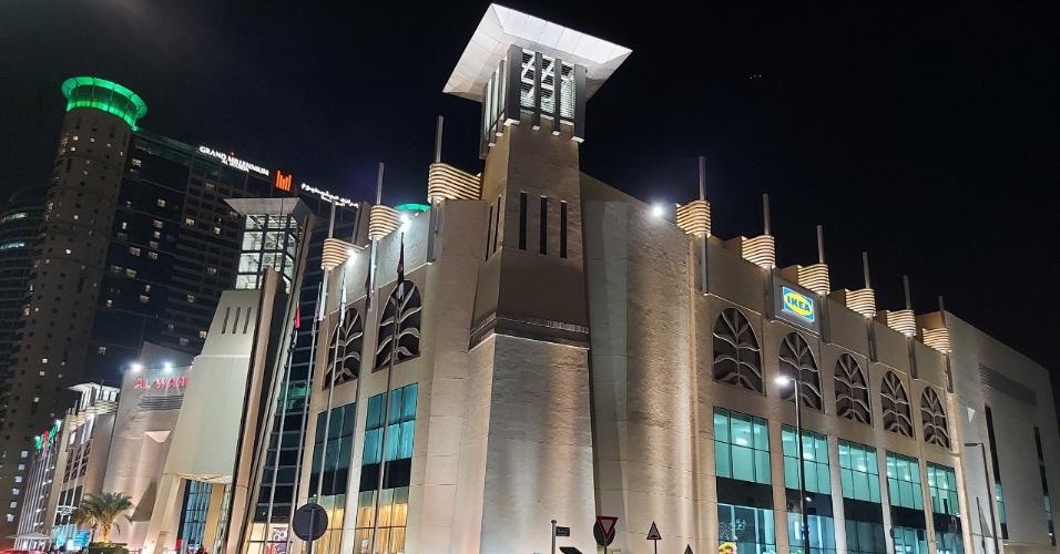 Arredores do estádio Al Nahyan, em Abu Dhabi, nos Emirados Árabes Unidos, onde o Palmeiras vai enfrentar o Al Ahly