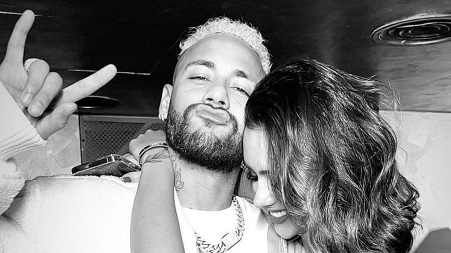 Neymar e Bruna Biancardi aparecem juntos em foto postada pelo jogador - Reprodução/Instagram