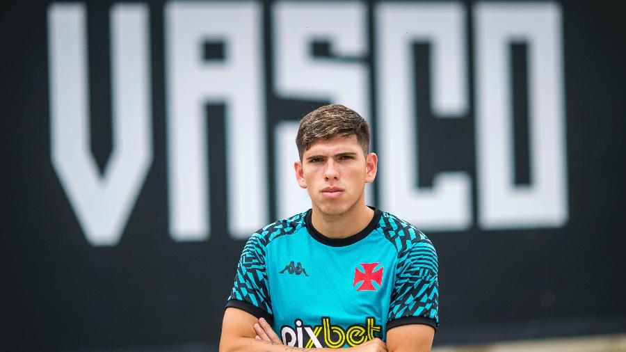 Chileno Carlos Palacios tem sido submetido a um planejamento especial da comissão técnica do Vasco - Daniel Ramalho / Vasco