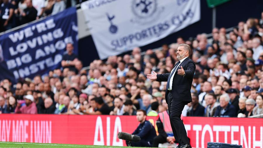 Ange Postecoglu, técnico do Tottenham: australiano virou ídolo e ganhou música