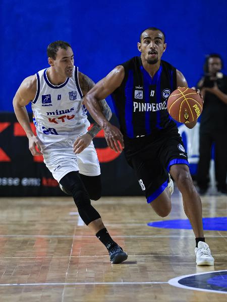 Jimmy, jogador de basquete do Pinheiros