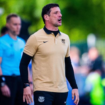 Belletti conquistou seu primeiro título da Youth League como treinador do Barcelona juvenil Belletti conquistou seu primeiro título da Youth League como treinador do Barcelona juvenil