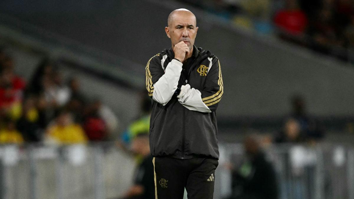 Flamengo 'apático' irrita Jardim e mudança de comportamento deixa recado