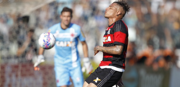 Guerrero não esconde a frustração em mais um desempenho ruim contra o Vasco - Gilvan de Souza/ Flamengo