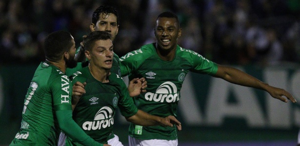 Chapecoense ocupa a quinta colocação do Campeonato Brasileiro - MARCIO CUNHA/ESTADÃO CONTEÚDO