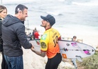 Medina diz que segue com técnico gringo enquanto padrasto fica com Sophia - Cait Miers/World Surf League via Getty Images