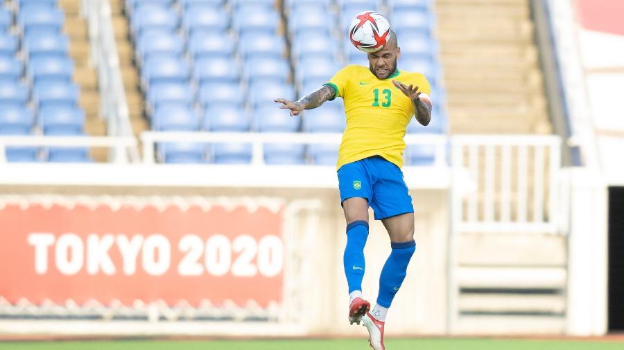 Daniel Alves durante partida da seleção brasileira olímpica contra a Costa do Marfim  - Lucas Figueiredo/CBF