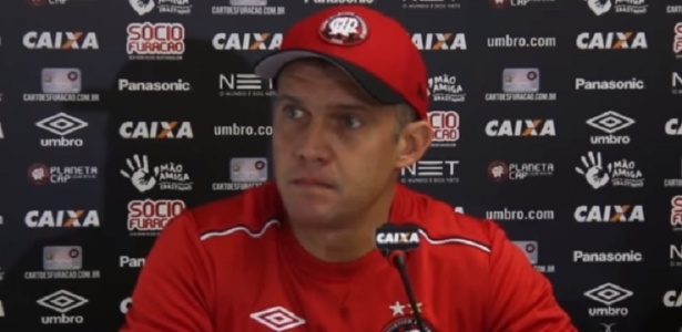 Atualmente à frente do Atlético-PR, Baptista vai enfrentar ex-clube, onde viveu crises - Reprodução