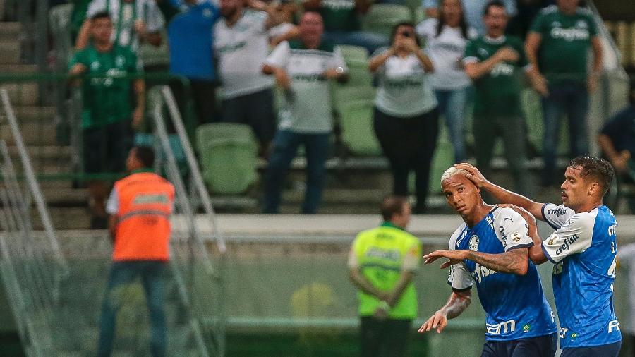 Deyverson comemora gol do Palmeiras contra o Melgar - Ale Cabral/AGIF