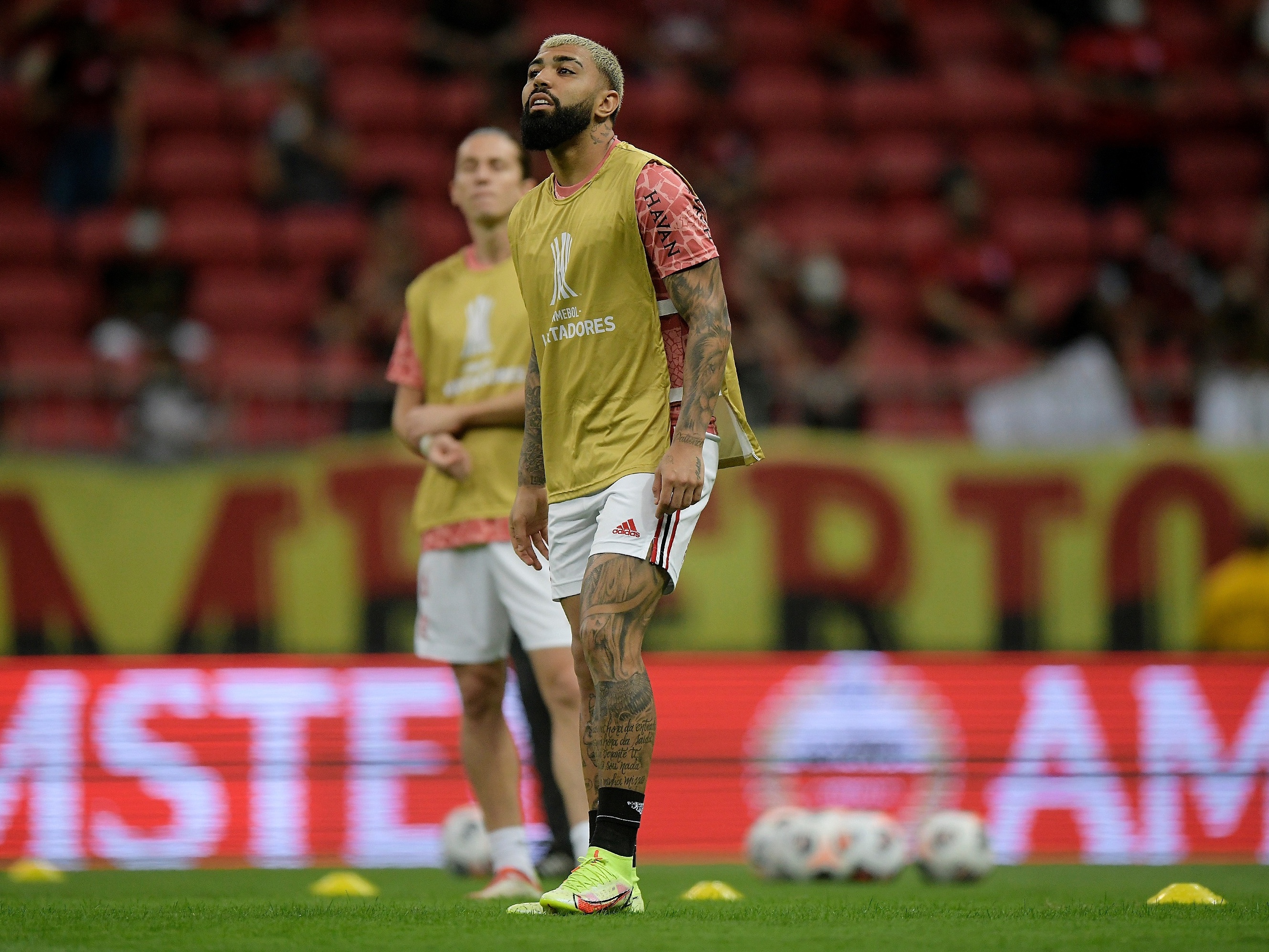 Jogadores do Flamengo são vacinados contra a covid-19 FlaResenha