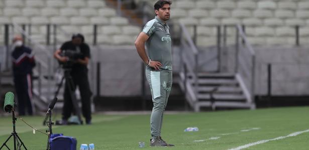 Mauro Cezar: Palmeiras precisa mais de uma vitória hoje que o Flamengo