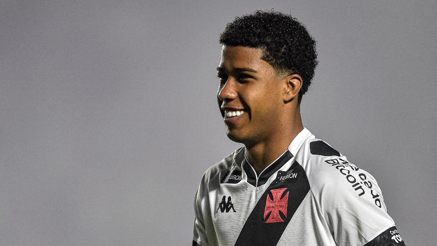 Andrey Santos, do Vasco, na partida contra o CRB, pela Série B - Thiago Ribeiro/AGIF