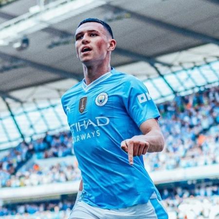 Foden comemora o segundo gol do Manchester City sobre o West Ham