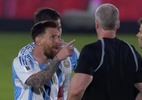 Messi perde a linha e tira satisfação com Daronco em Argentina x Paraguai - Reprodução/X