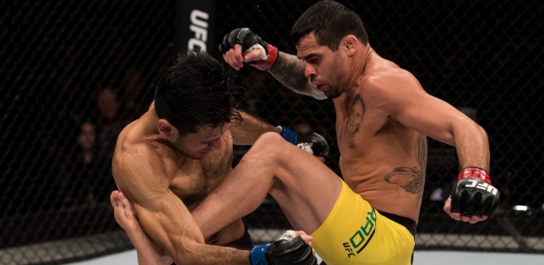 Renan Barão durante vitória contra Phillipe Nover: volta ao peso galo - Buda Mendes/Zuffa LLC via Getty Images