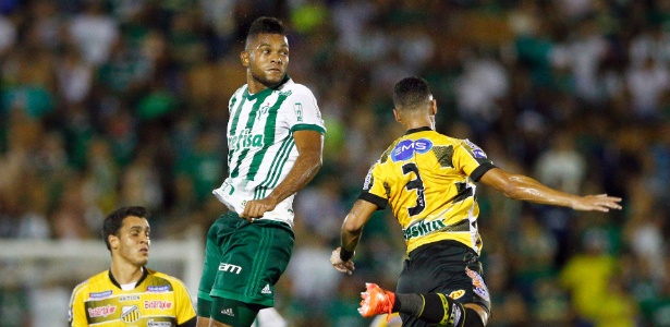 Borja tem dores no joelho e desfalcou o Palmeiras na primeira rodada do BR - Thiago Calil/AGIF