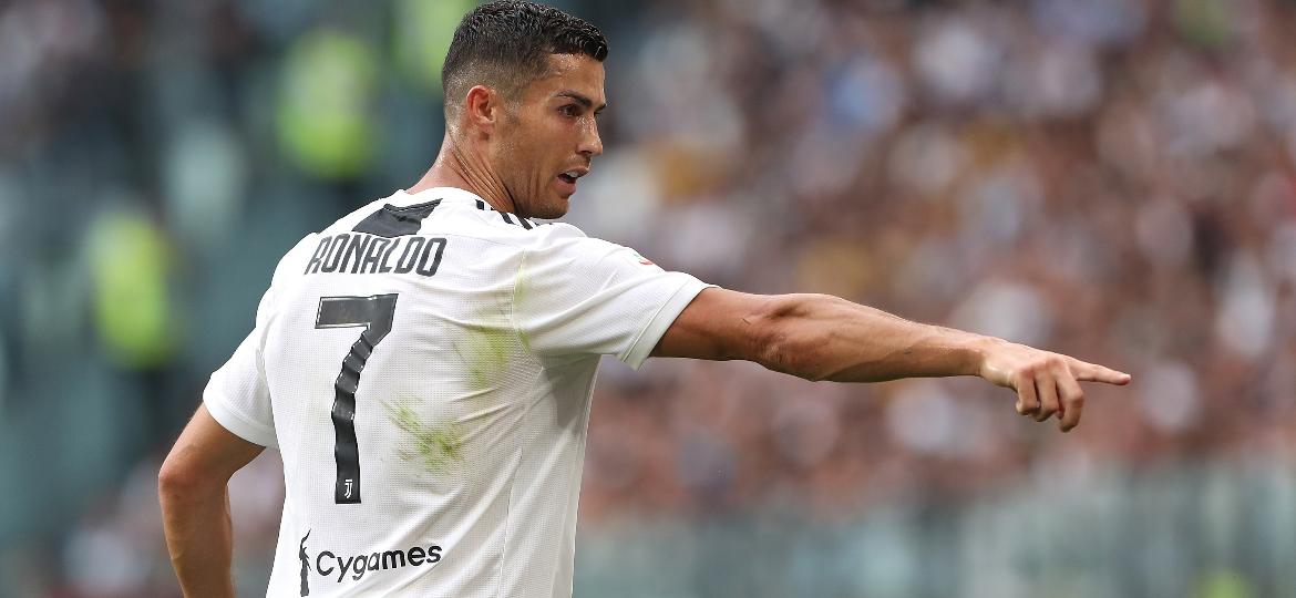 Ídolo histórico do Real Madrid, Cristiano Ronaldo agora defende a Juventus - Marco Luzzani/Getty Images
