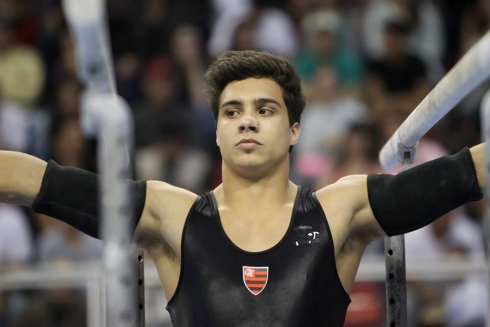 Petrix Barbosa foi campeão brasileiro de ginástica pelo Flamengo em 2012 - Ricardo Bufolin/CBG