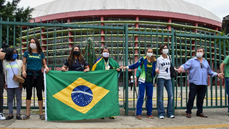 Manifestantes carregaram bandeiras do Brasil em protesto na capital paulista - ROBERTO CASIMIRO/FOTOARENA/FOTOARENA/ESTADÃO CONTEÚDO