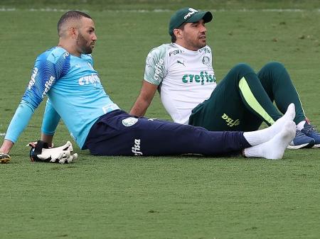 Veiga fala em Palmeiras focado para o próximo jogo: 'Mentalidade muito  forte