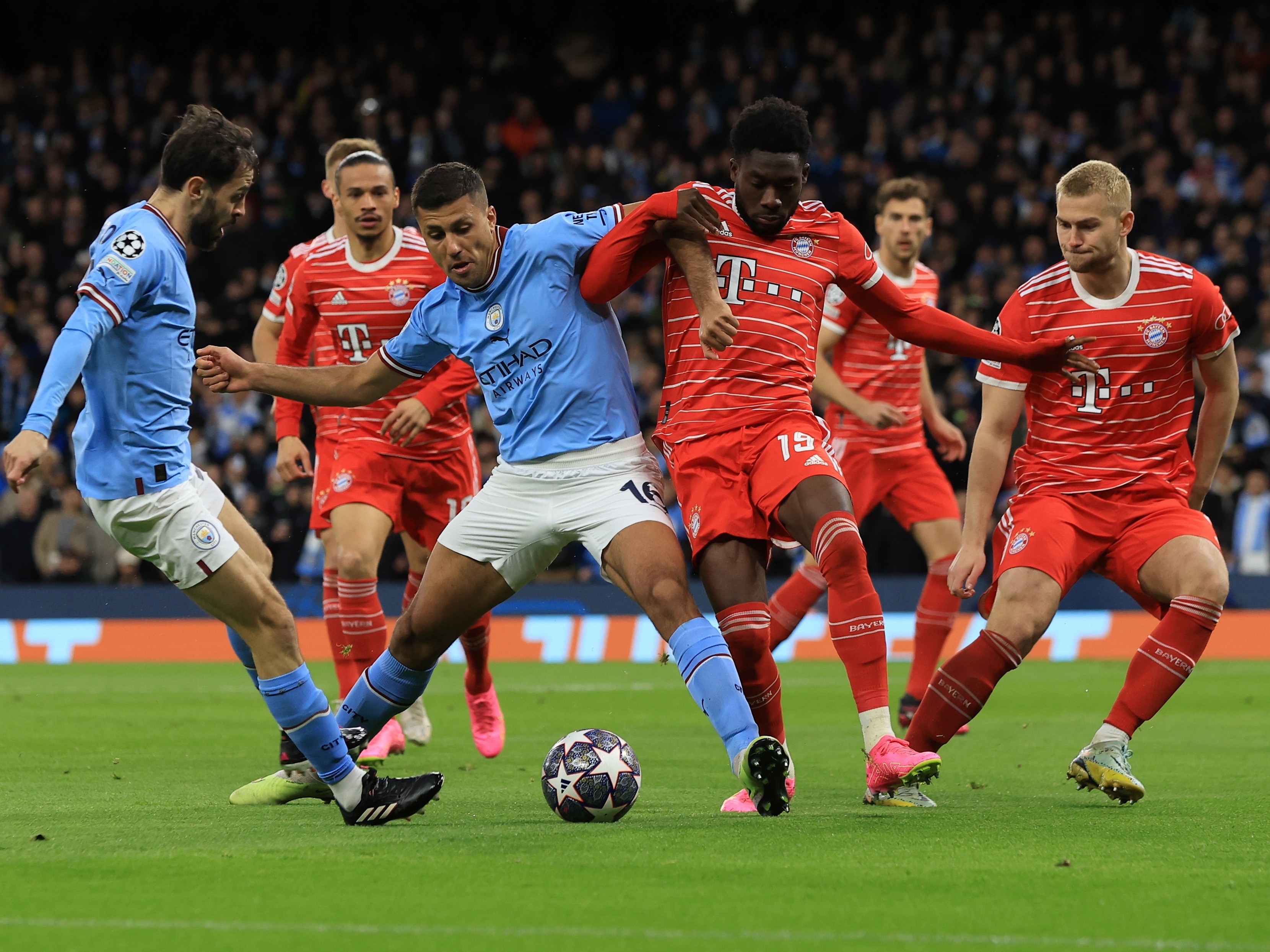 City x Bayern e Benfica x Inter; saiba onde assistir aos jogos da Champions  desta terça-feira (11) - Folha PE