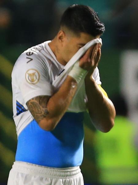 Suárez vive seca de gols com o Grêmio