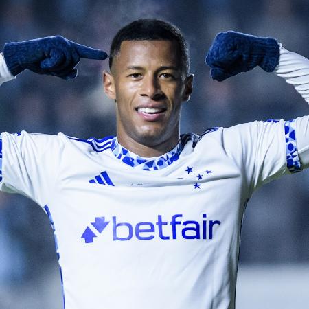 Arthur Gomes celebra gol do Cruzeiro sobre o Grêmio em duelo do Campeonato Brasileiro - Gustavo Aleixo/Cruzeiro