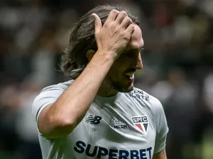 Zubeldía vê São Paulo 'protagonista' em eliminação por 'ação pontual'