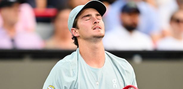 Fonseca volta ao Rio para tratar abdômen antes de viajar para o US Open