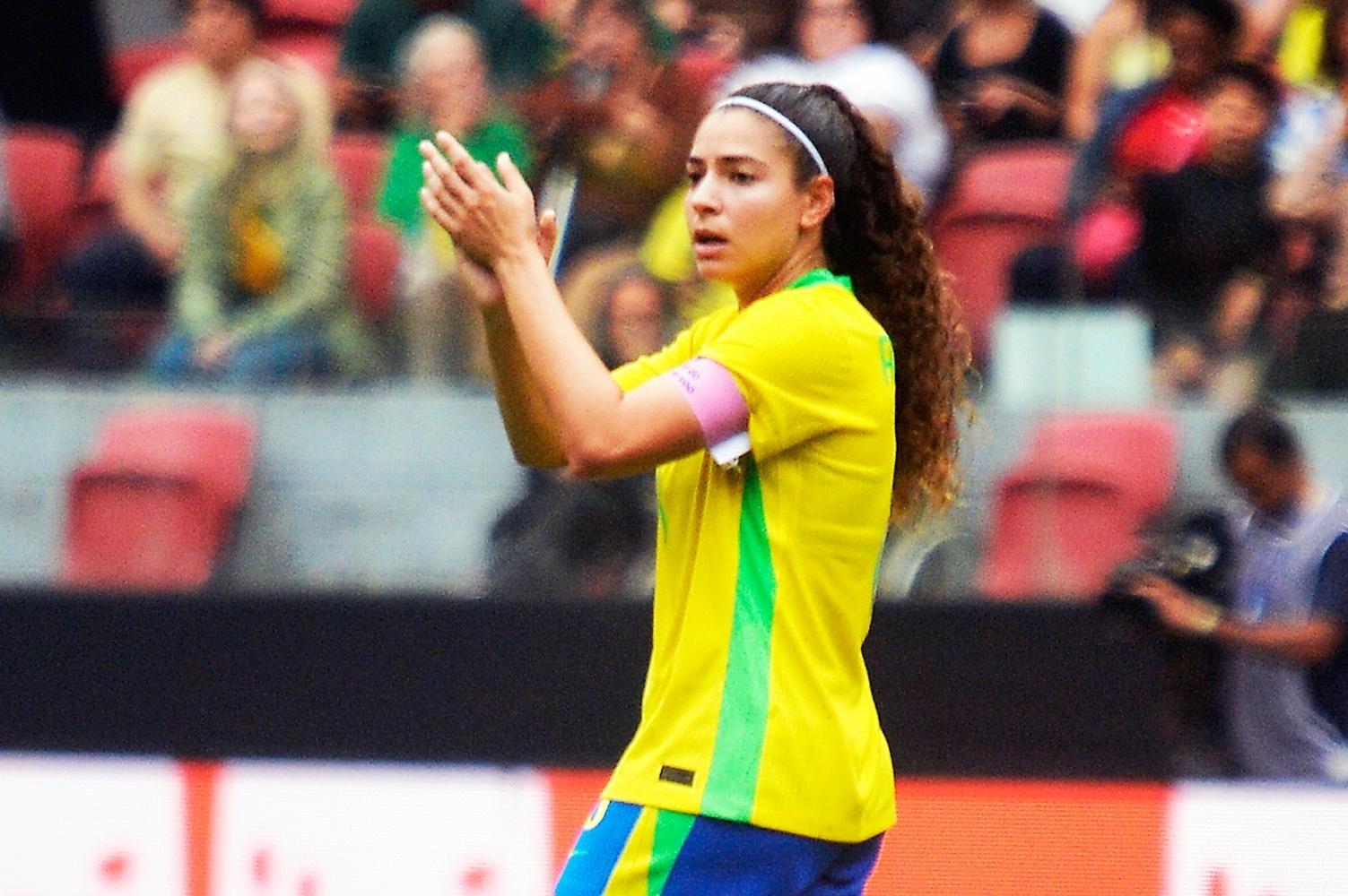 Angelina, do Brasil, comemora seu gol marcado sobre a Argentina durante partida amistosa do futebol feminino realizada no Estádio Beira-Rio, em   Porto Alegre (RS), neste sábado, 10 de   outubro de 2026.  - undefined