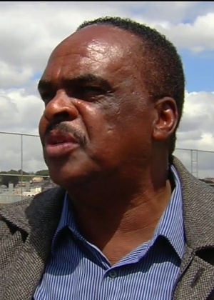 Dário Assis, pai do atacante Jô, defendeu o filho de polêmica - Reprodução - Reprodução