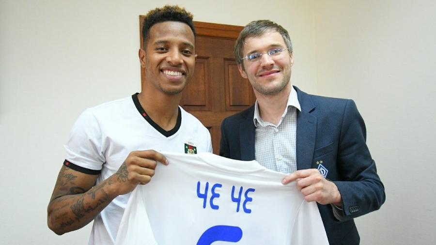 Tchê Tchê quando foi apresentado pelo Dinamo de Kiev - Divulgação