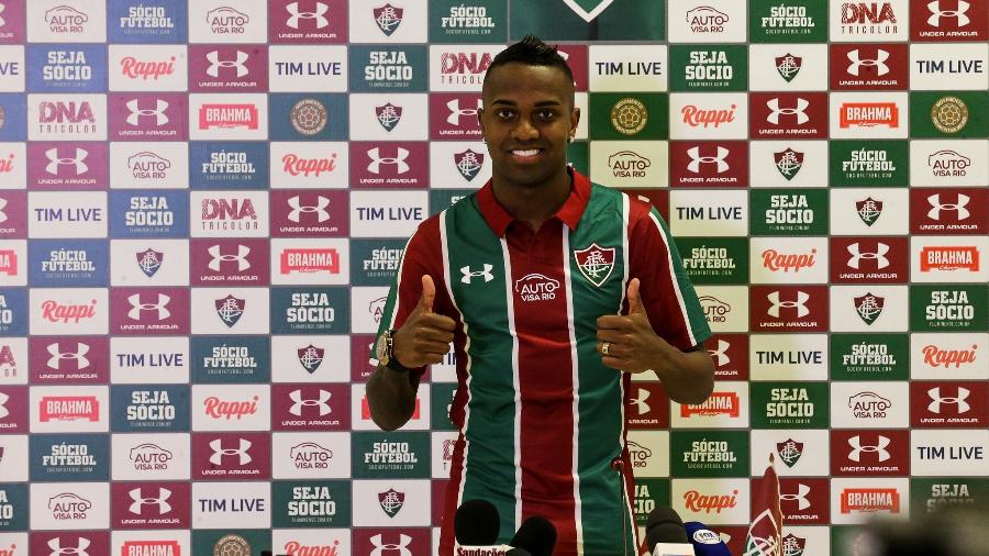 Kelvin é apresentado como reforço do Fluminense para a sequência da temporada 2019 - Lucas Mercon/ Fluminense