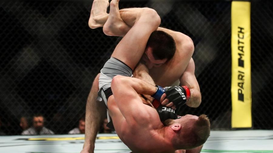 Abubakar Nurmagomedov perde para David Zawada em sua estreia no UFC - Getty Images