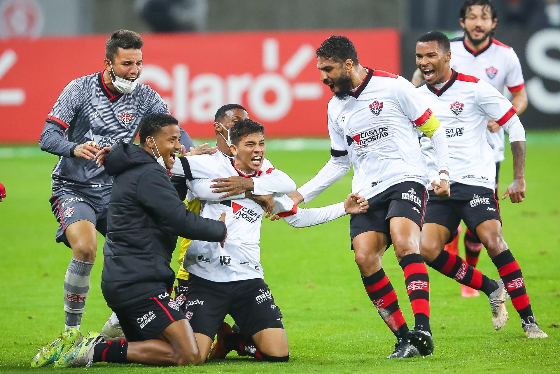 Vitória elimina o Inter e é sexto nordestino nas oitavas da Copa do Brasil - 10/06/2021 - UOL Esporte