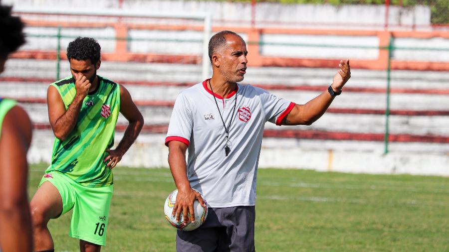 Ídolo do Vasco, Felipe Maestro reencontrará o clube do coração nesta quinta como treinador do Bangu - Caio Almeida / Bangu AC