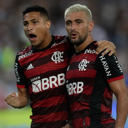 Jogadores do Flamengo entram na onda da vaquinha e fazem doações