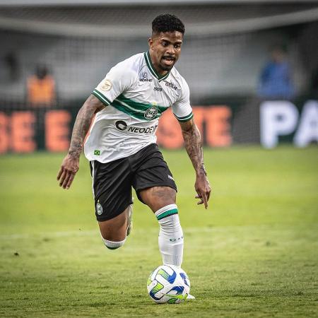 Santos negocia contratação de Carille para temporada na Série B