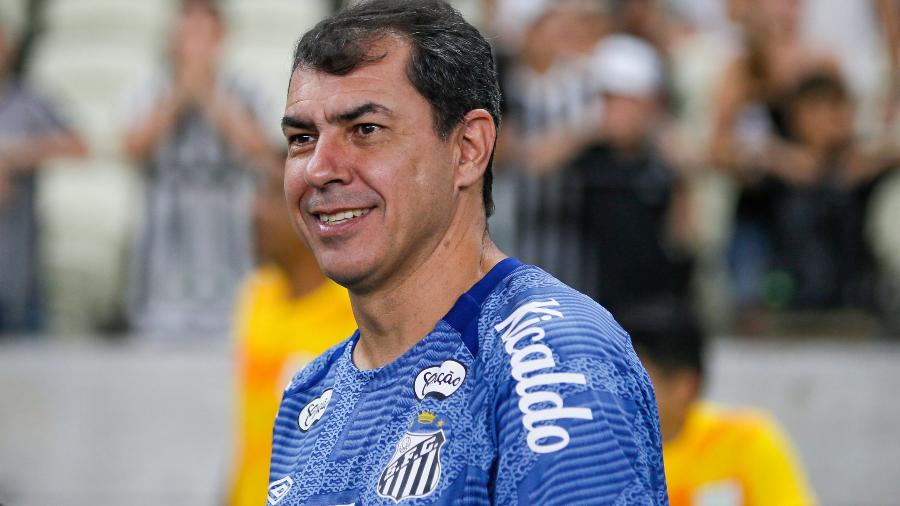 Fábio Carille comanda o Santos 