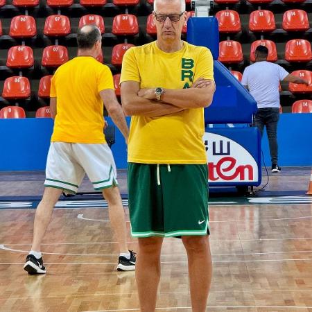 Aleksandar Petrovic, técnico da seleção brasileira de basquete masculino