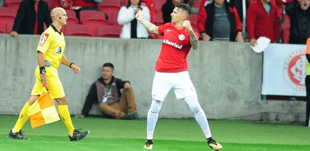 Victor Cuesta (foto) abriu o placar no Beira-Rio. Klaus fez os outros dois gols do Inter - Ricardo Duarte/Divulgação