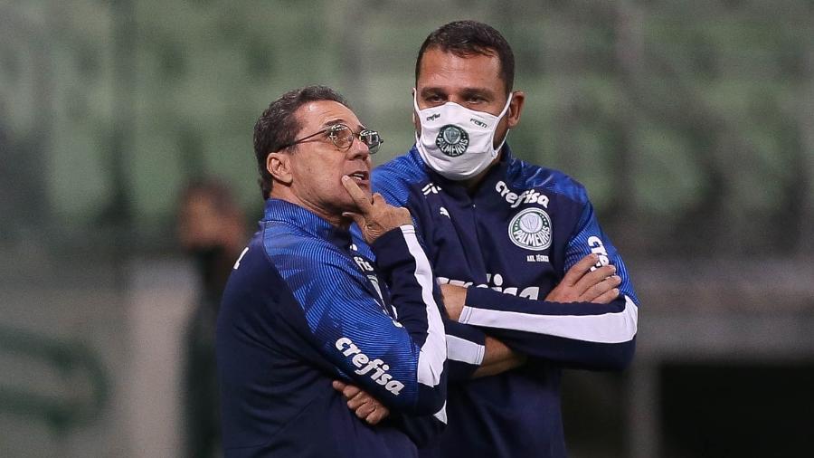 Vanderlei Luxemburgo e Maurício Copertino, do Palmeiras - Cesar Greco/Ag. Palmeiras