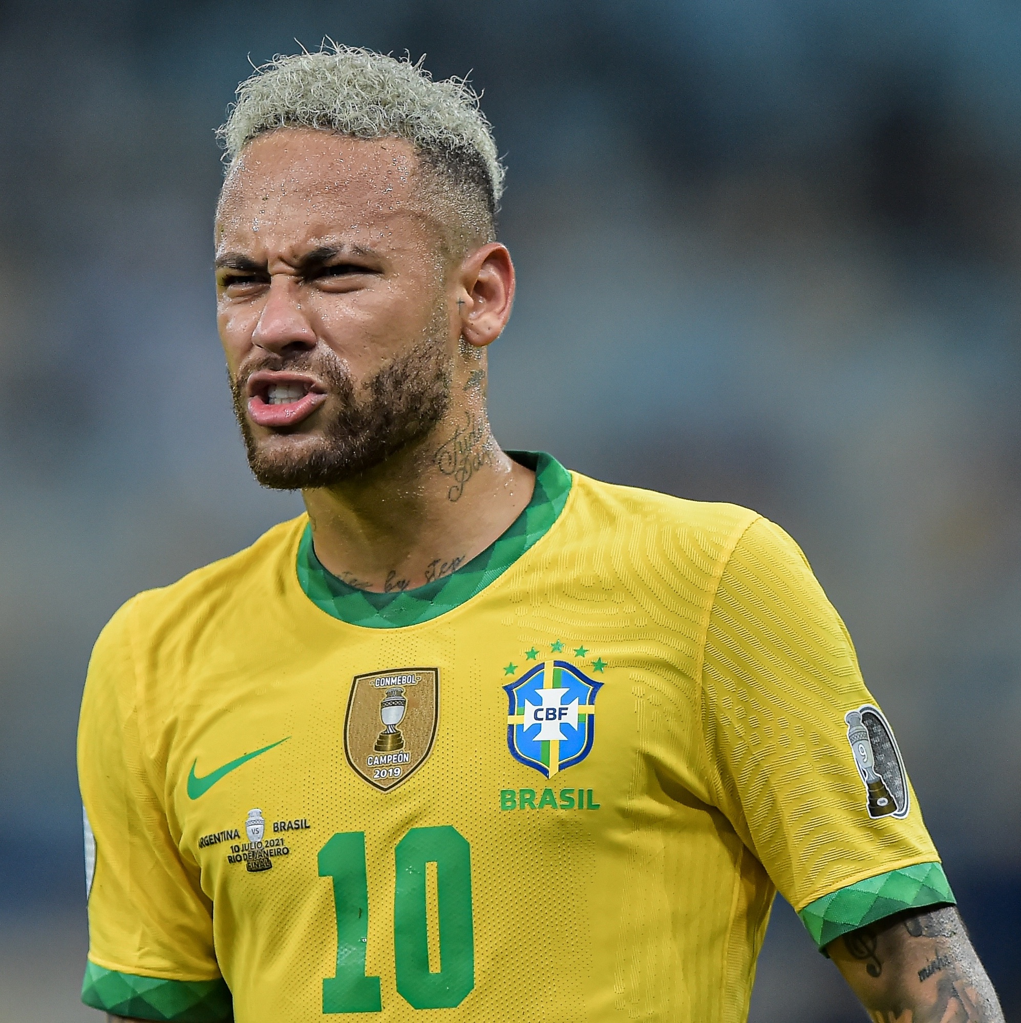 NEYMAR VAI JOGAR AMANHÃ!