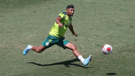 Versatilidade de Rony deve ser ainda mais importante para o Palmeiras em 2022