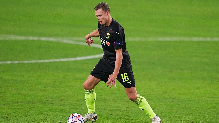 O sueco Viktor Claesson tinha como companheiros de equipe o paraguaio Júnior Alonso e os brasileiros Wanderson Maciel e Kaio Pantaleão - Quality Sport Images/Getty Images