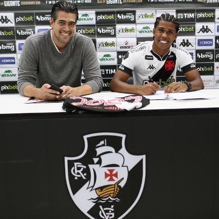 Andrey Santos está perto de assinar outra vez com o Vasco - Daniel Ramalho/Vasco
