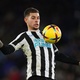 Newcastle bate Leicester com facilidade e assume vice-liderança do inglês