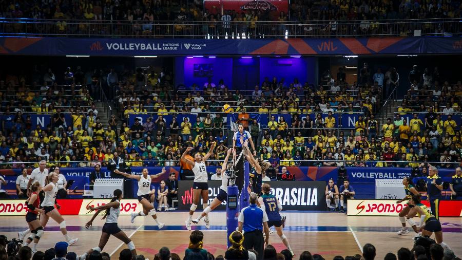 Jogo entre Brasil e EUA pela VNL em Brasília - Divulgação/FIVB